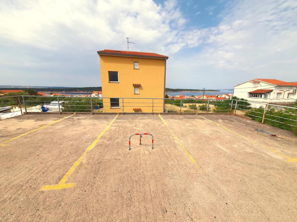 Apartman Mila Barbat na Rabu Eksteriør billede