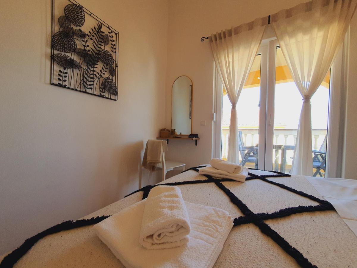 Apartman Mila Barbat na Rabu Eksteriør billede